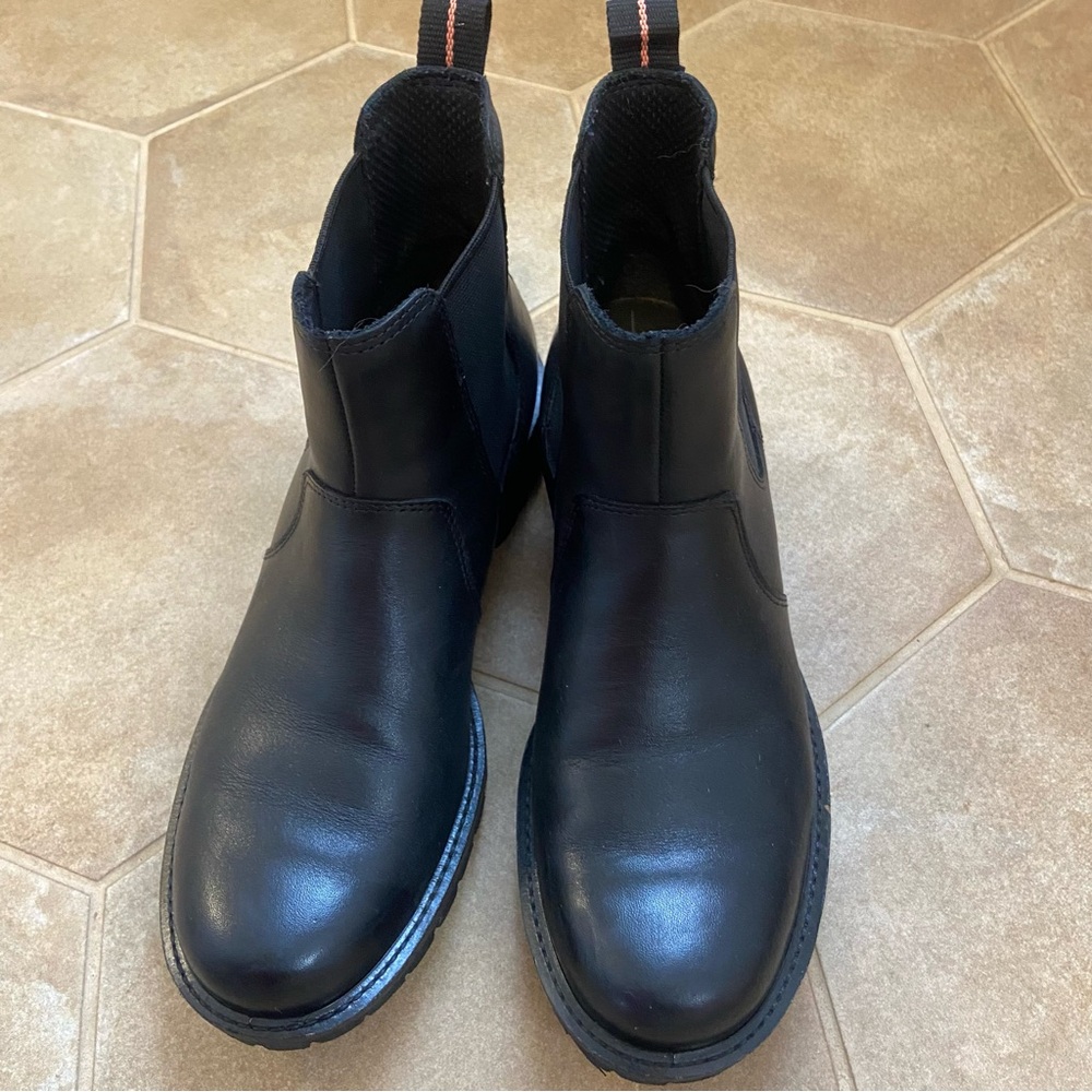 Ecco Women’s Black Leather Ankle Boots size 39 (8-8.5)